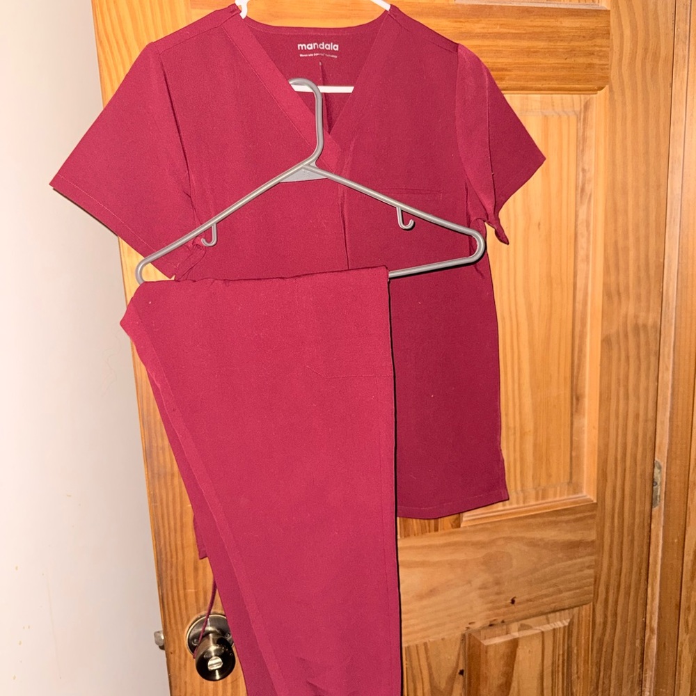 Mandala Women's Wine Red Scrub Top & Jogger Pants